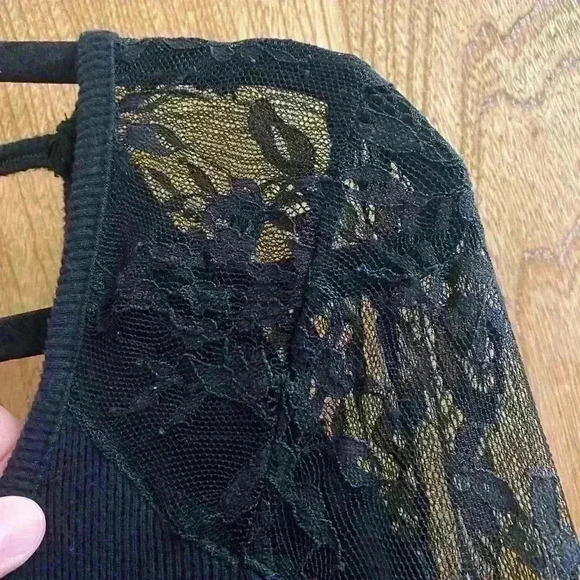 American Eagle Black Lace Shoulder Dress with Open Back with Strap Size 2 Ribbed - Picture 4 of 6